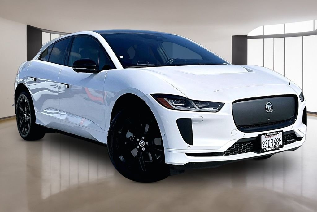 Used 2024 Beige Jaguar HSE image 3