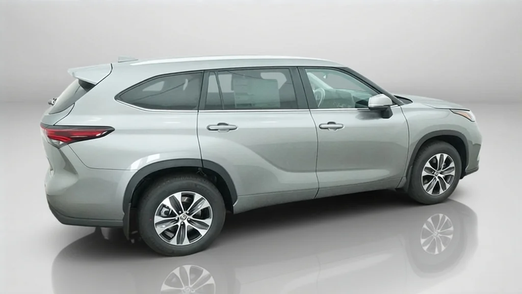 New 2026 Heavy Metal Toyota XLE image 8