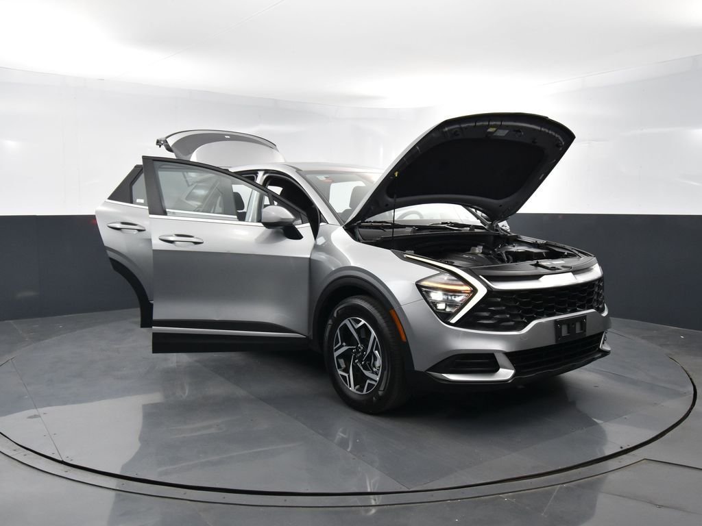 Certified Used 2025 Steel Gray Kia LX image 35