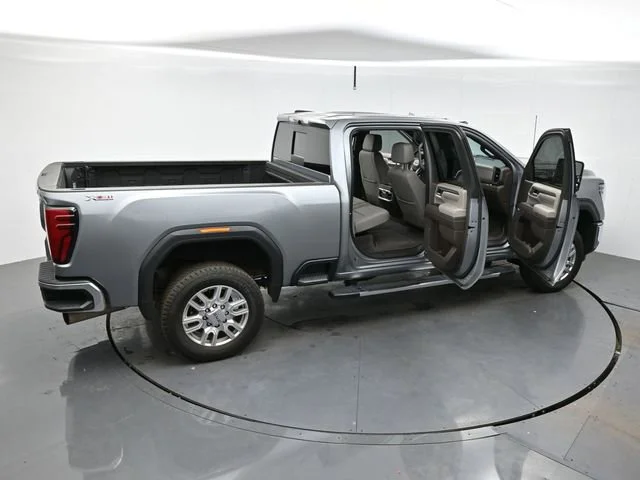 Used 2024 Sterling Metallic GMC SLT image 44