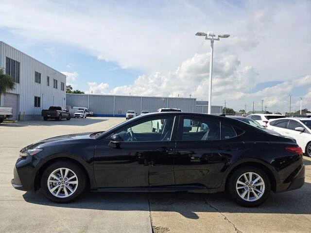 Used 2025 BLACK Toyota LE image 2