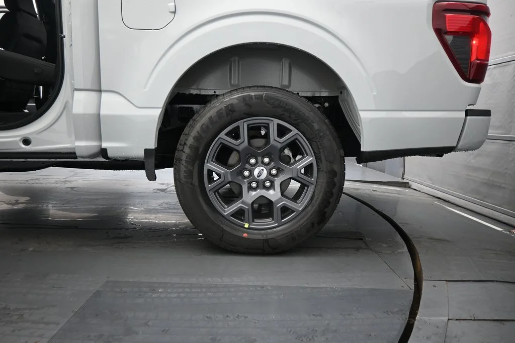 New 2026 Avalanche Ford STX image 17