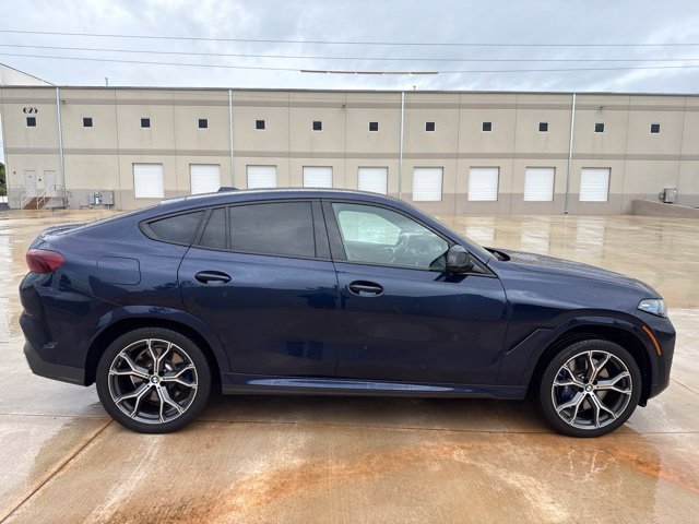Used 2024 Blue BMW M60i image 4