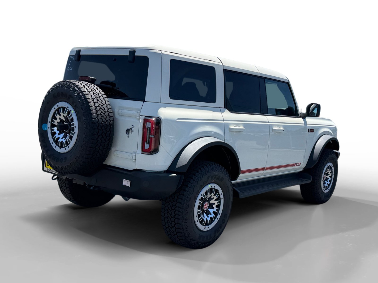New 2026 Wimbledon White Ford Outer Banks image 5