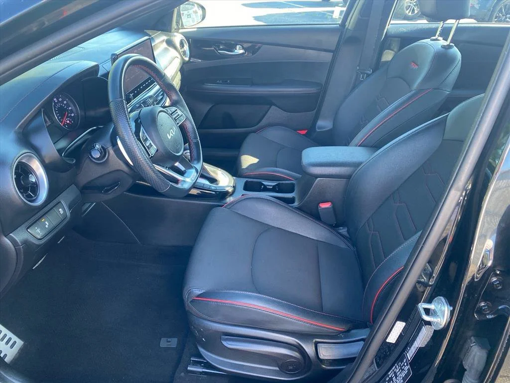 Certified Used 2023 Aurora Black Kia GT image 10