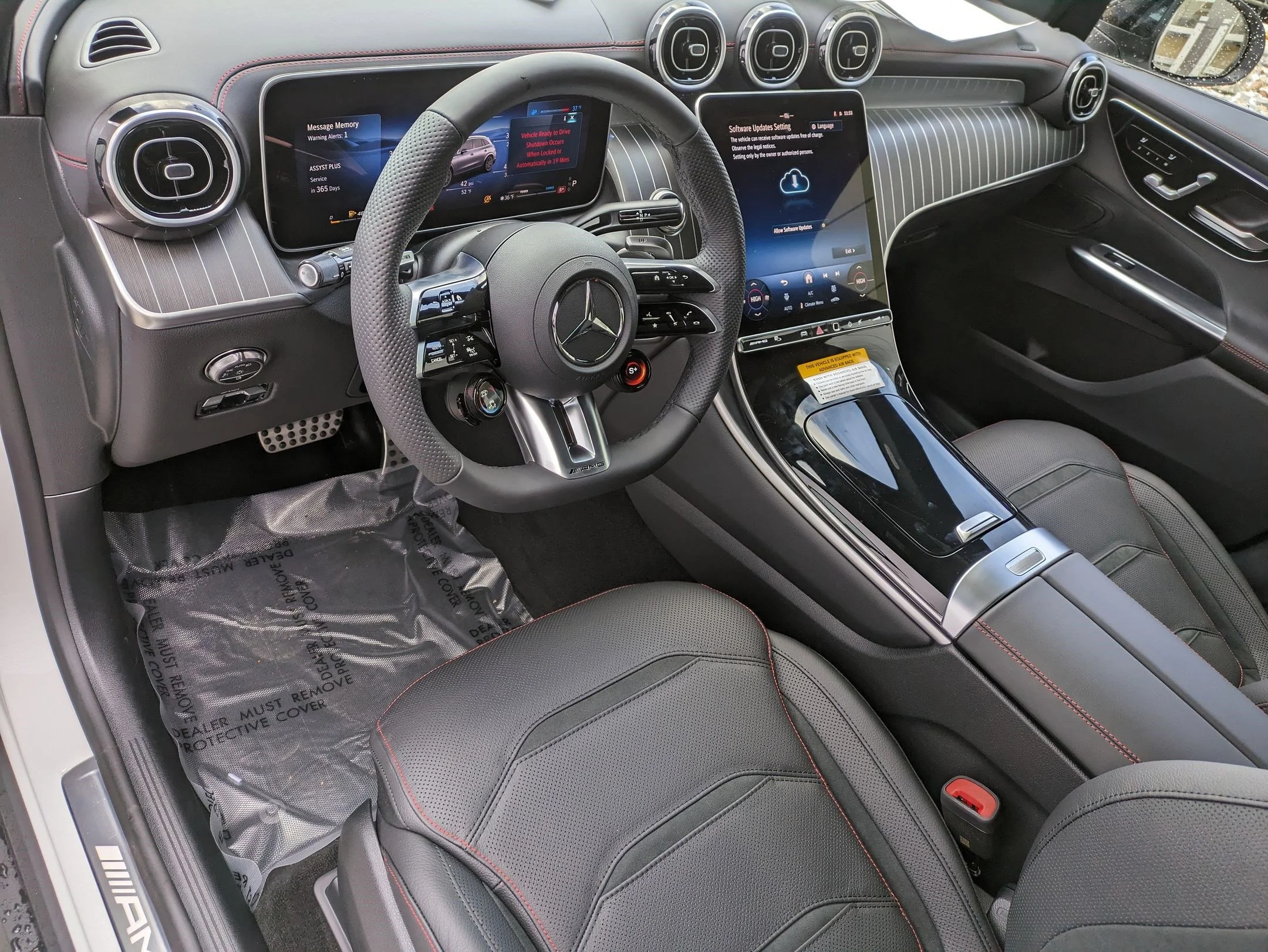 2025 Mercedes-Benz GLC AMG GLC43 - Photo 12