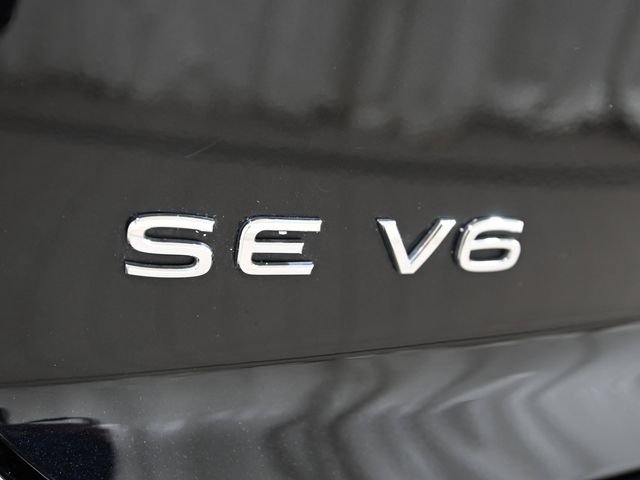 Used 2023 Black Volkswagen 3.6L V6 SE w/Technology image 18