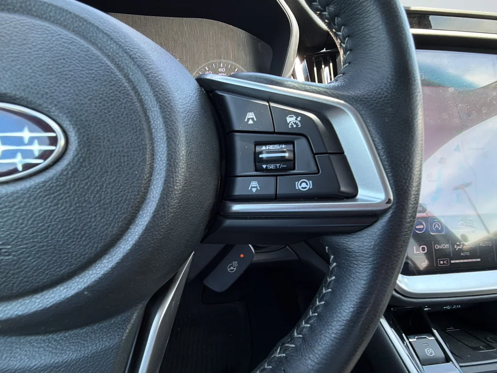 2021 Subaru Outback Limited - Photo 19