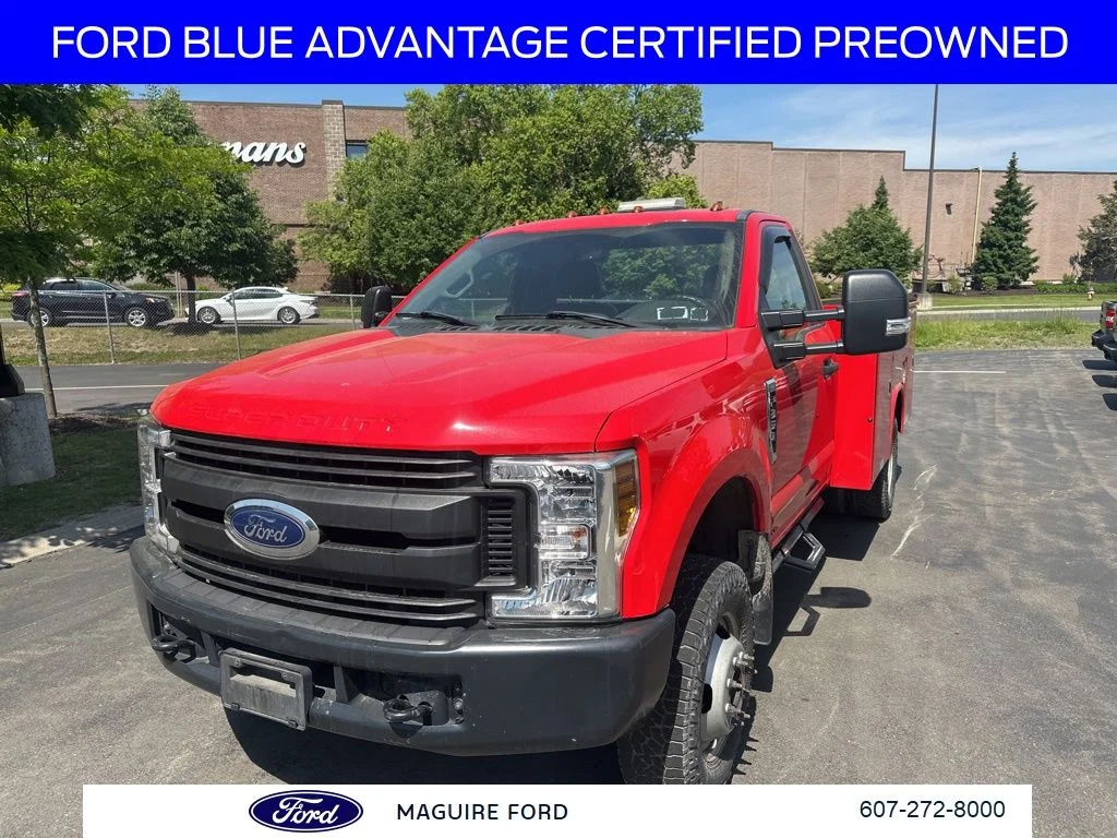Used 2019 Red Ford XL image 11