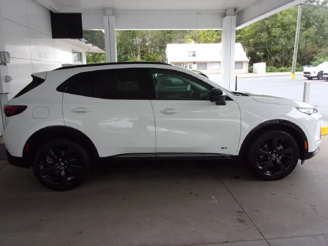 Used 2024 Summit White Buick Sport Touring image 7