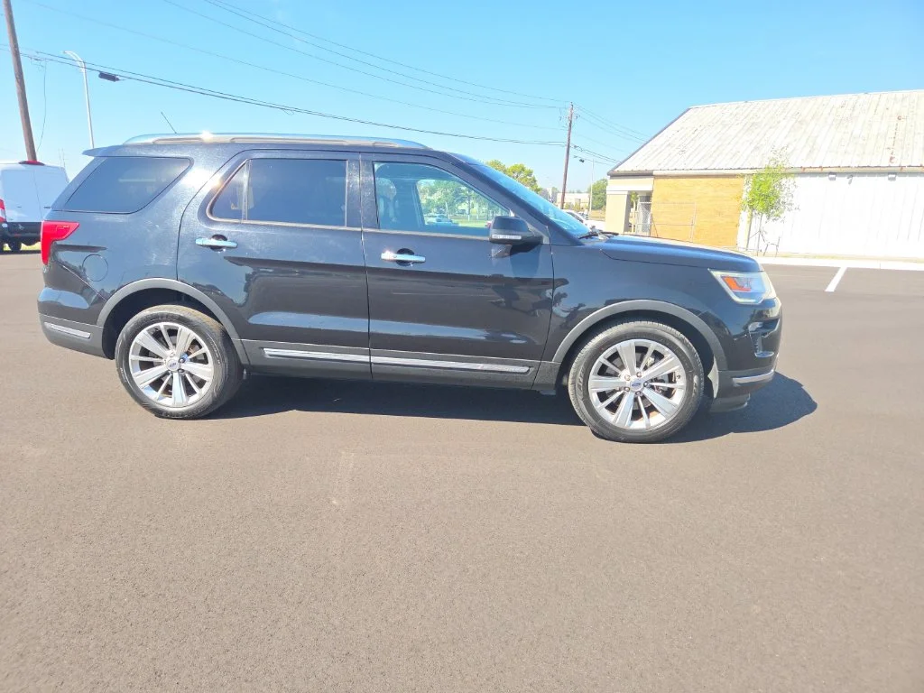 Used 2019 Black Ford Limited image 18