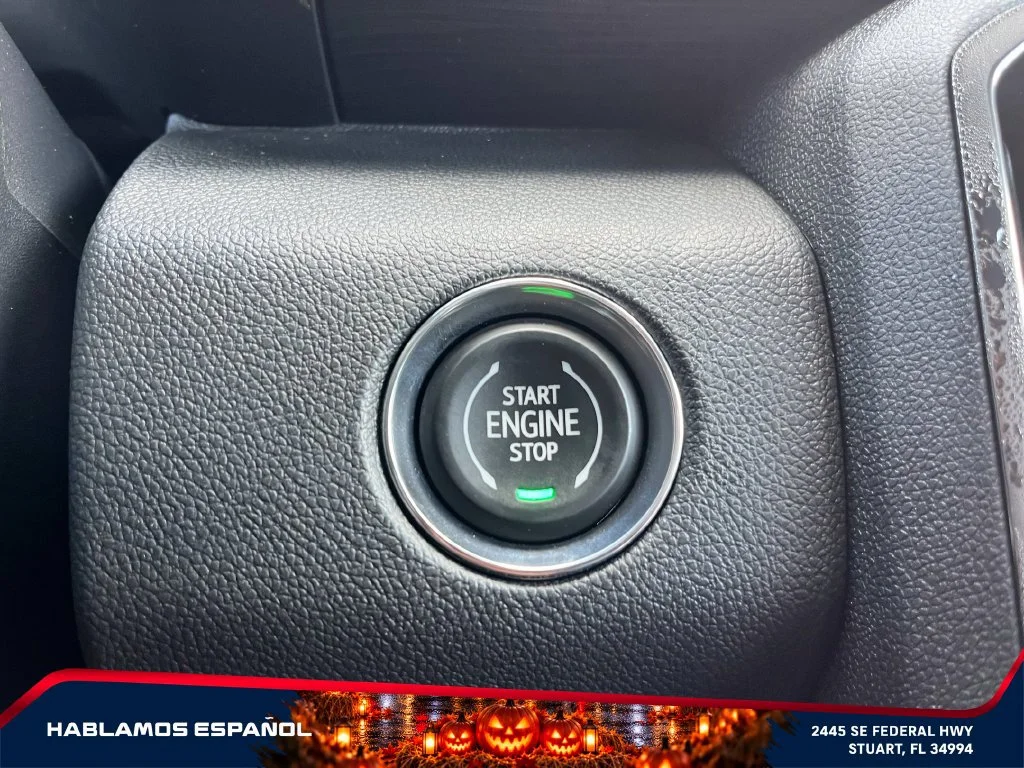 New 2026 Summit White GMC AT4 image 29