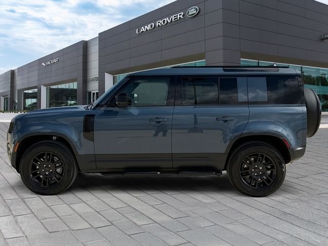New 2026 Tasman Blue Land Rover S image 2