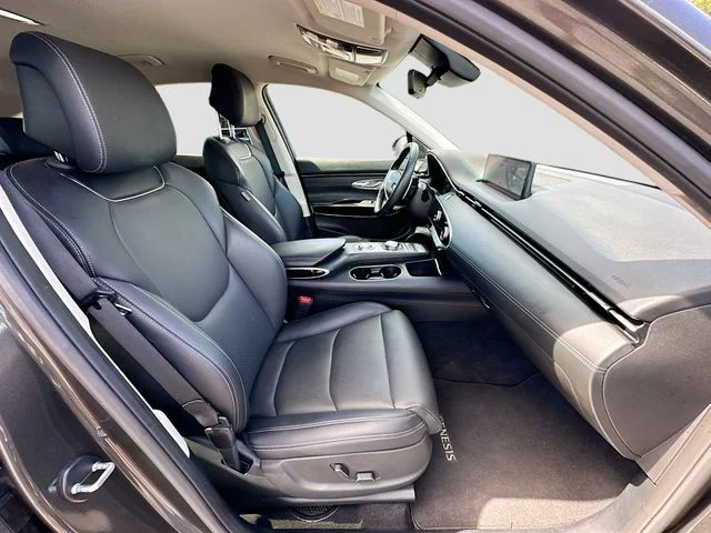 Used 2025 Gray Genesis 2.5T image 28