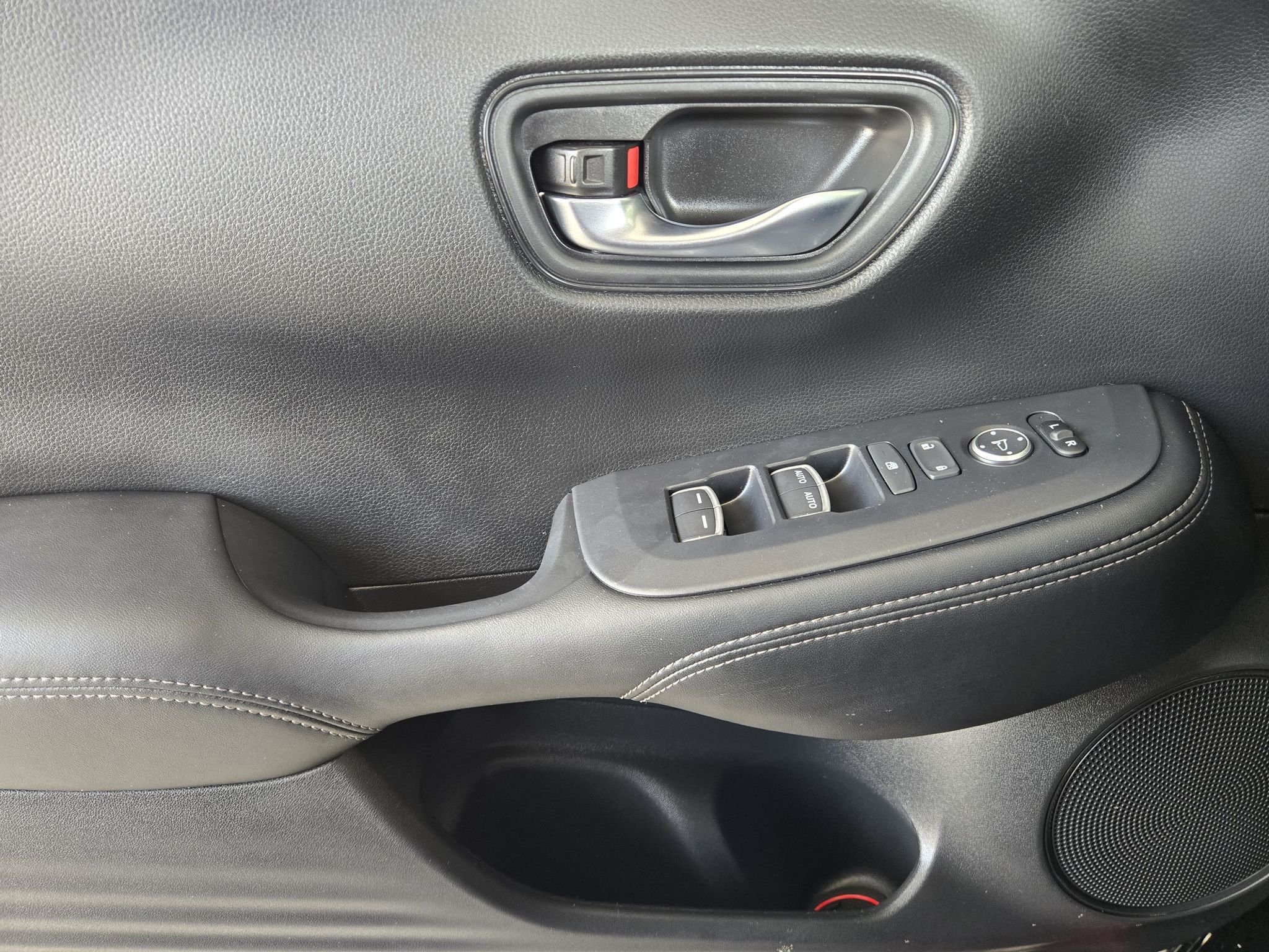 Used 2025  Honda EX-L image 23
