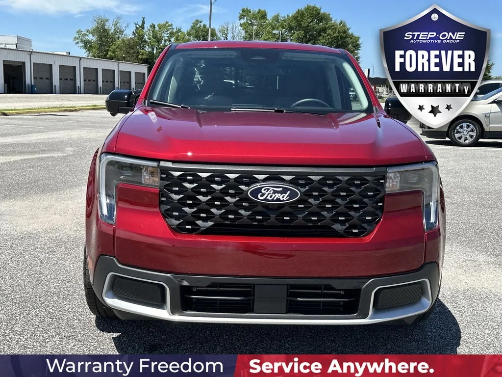 Used 2025 Red Ford Lariat image 10