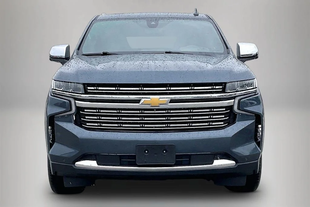 Used 2021 Gray Chevrolet Premier image 3