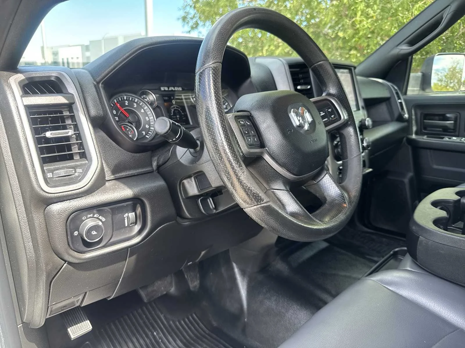 Used 2022 Bright White Clearcoat Ram Tradesman image 17