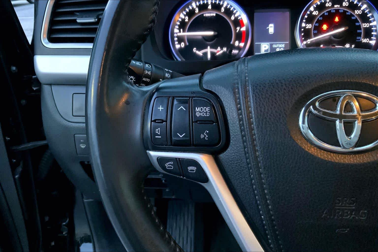 Used 2014 Attitude Black Metallic Toyota LE Plus image 23