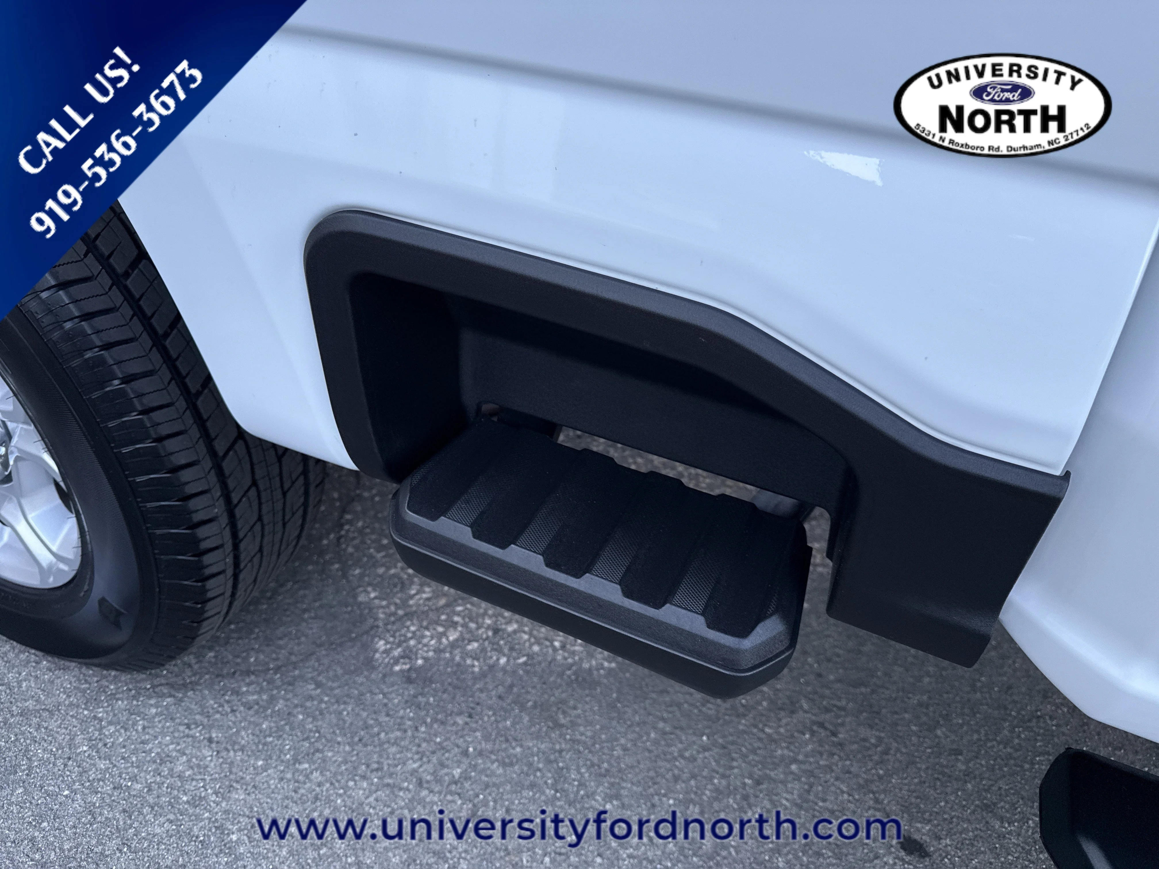 Used 2026 Oxford White Ford XLT image 12