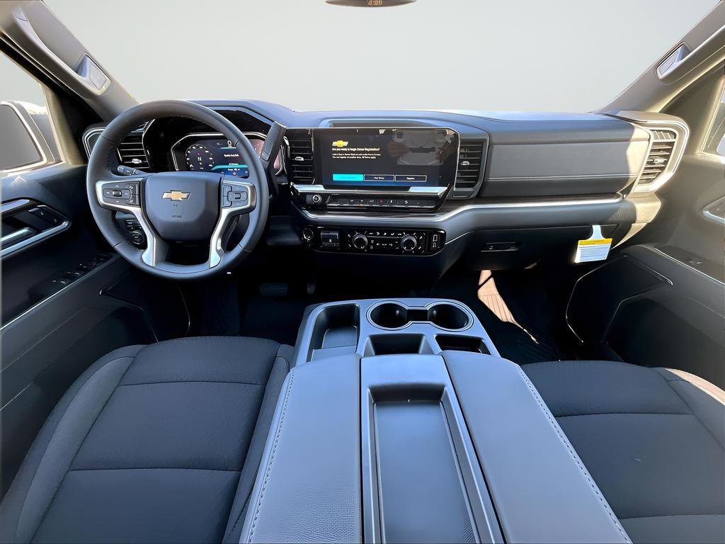 New 2026 Chevrolet Silverado 1500 LT 4D Crew Cab