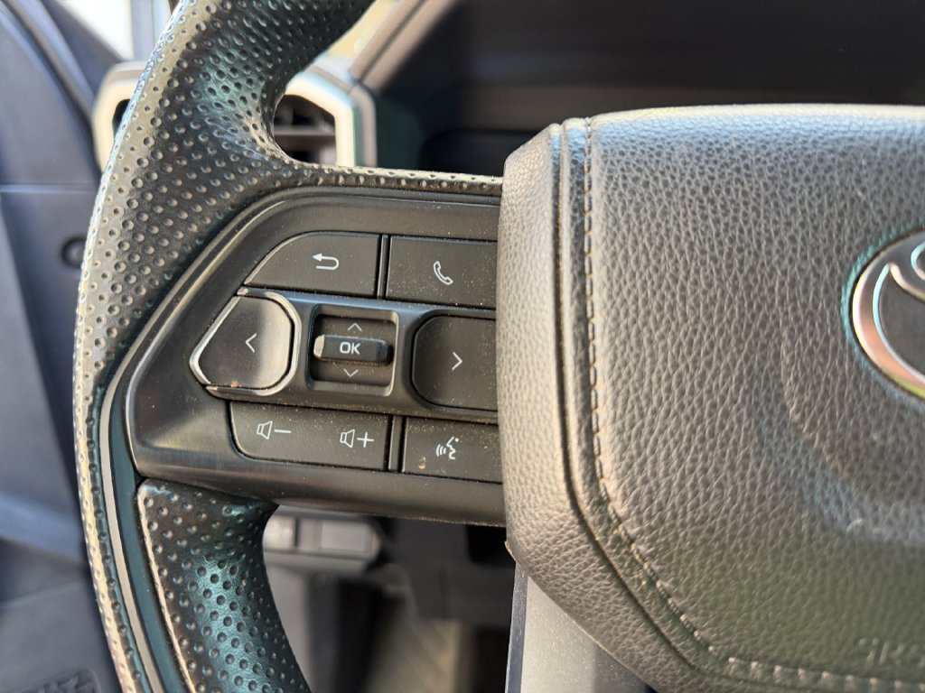 Used 2024  Toyota SR5 image 24