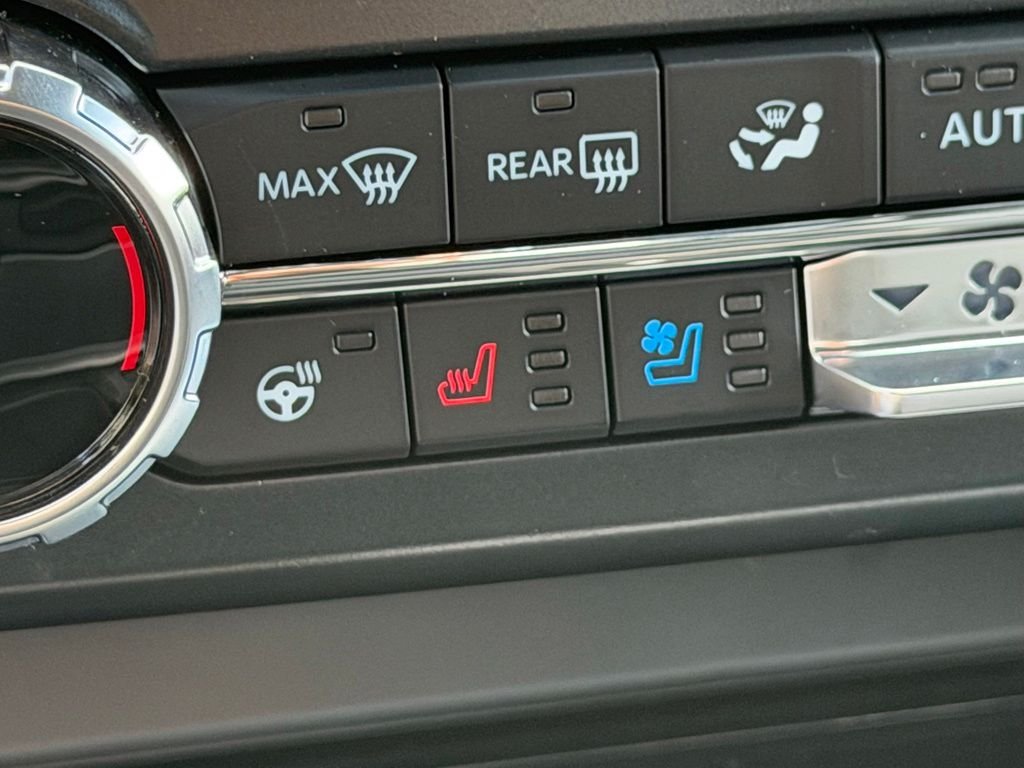 New 2026 Avalanche Ford F-250® Lariat® image 3