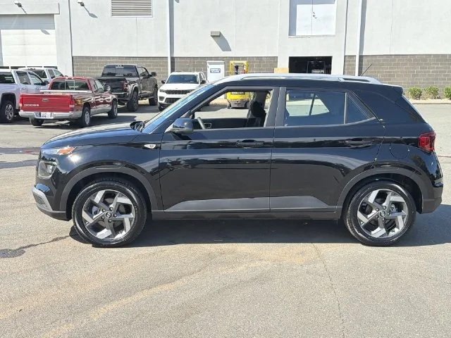 Used 2026 Black Hyundai SEL image 10