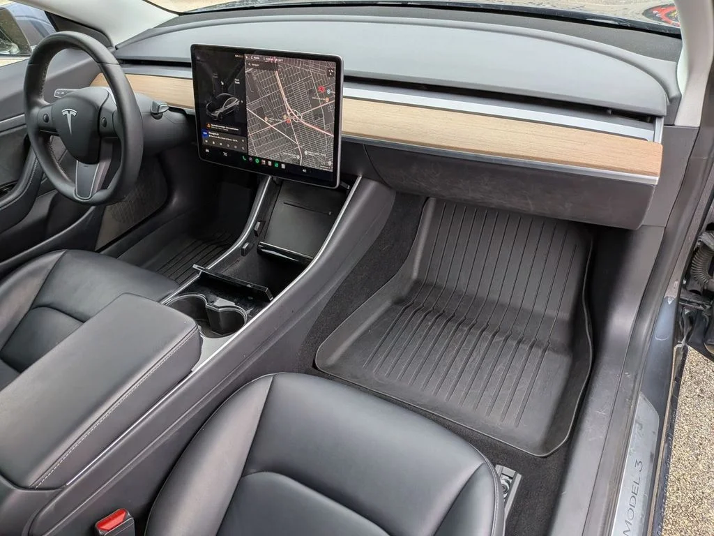 Used 2020 Gray Tesla Standard image 29