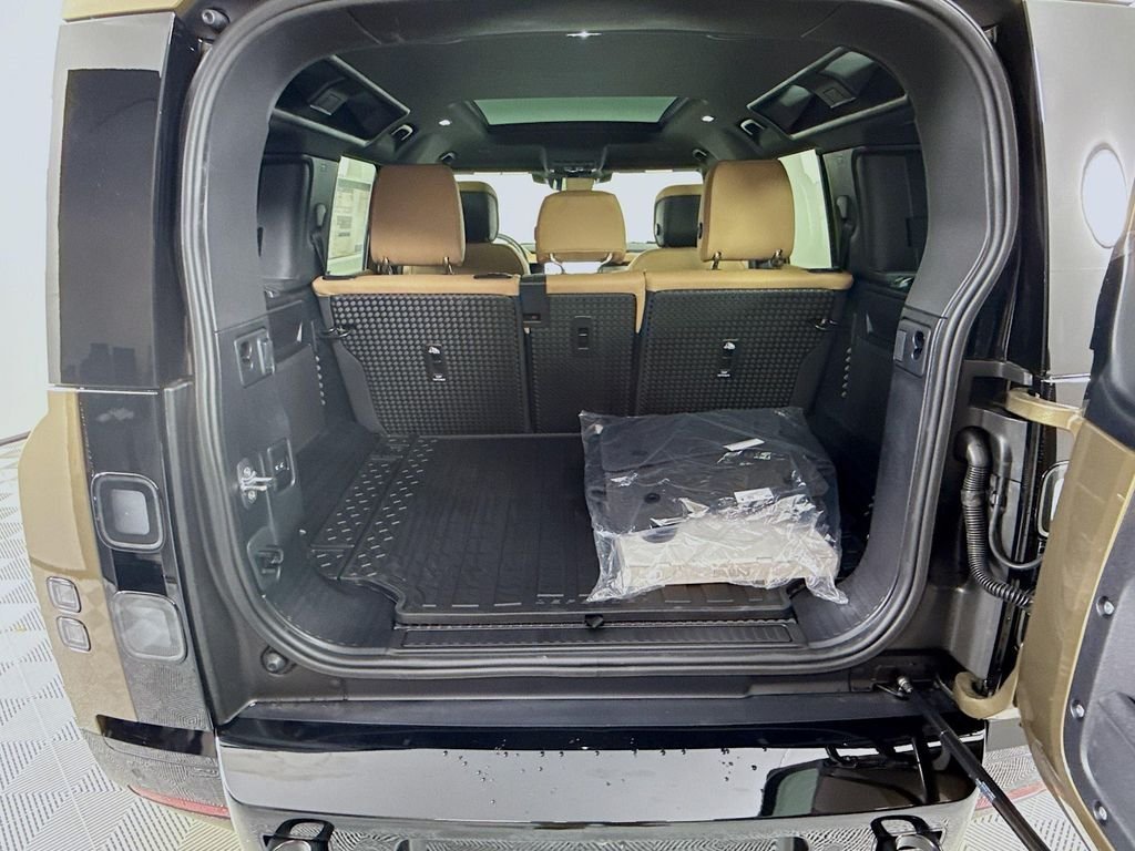 New 2026 Gondwana Stone LAND ROVER X-Dynamic SE image 28
