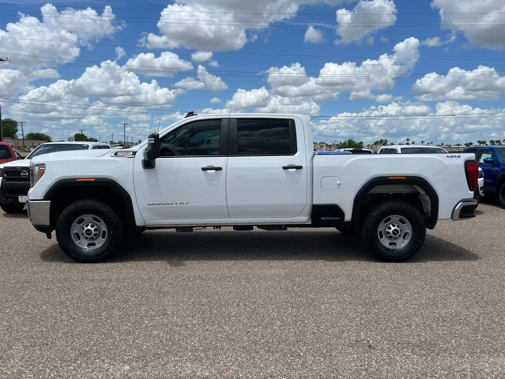 Used 2023 White GMC Pro image 4
