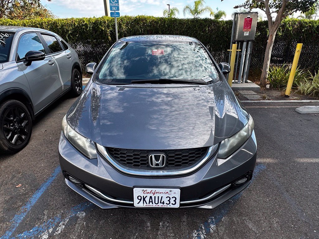 Used 2013  Honda LX image 4