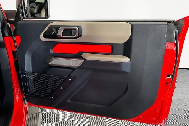 Used 2022 Red Ford Wildtrak image 26