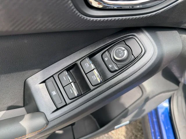 New 2026 SAPPHIRE BLUE PEARL Subaru Limited image 18