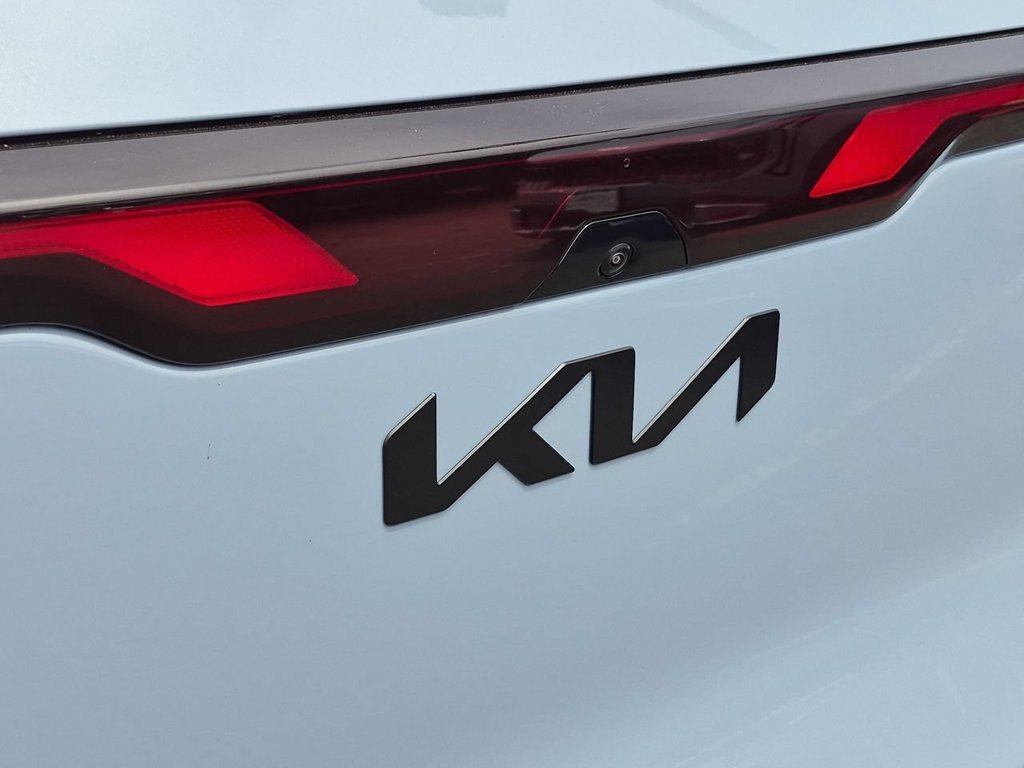 New 2027 Pale Gray Kia X-Line S image 32