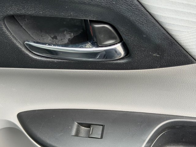 Used 2015  Honda LX image 11