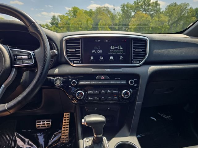 Used 2022 Silver Kia Nightfall image 20