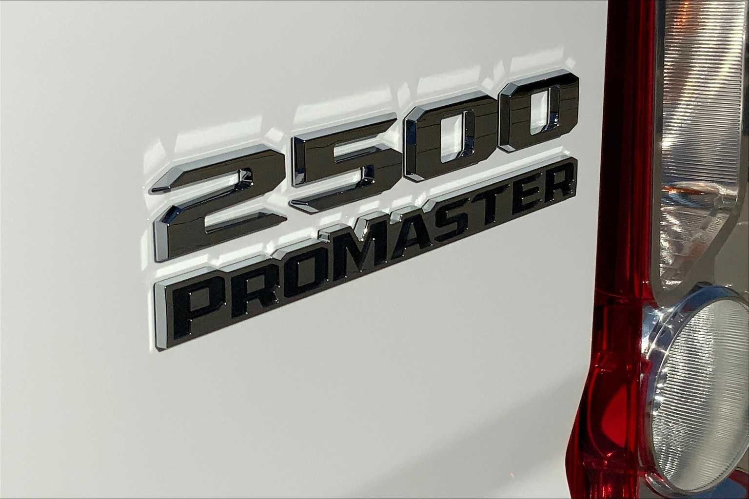 New 2026 Bright White Clear-Coat Exterior Paint RAM Tradesman image 15