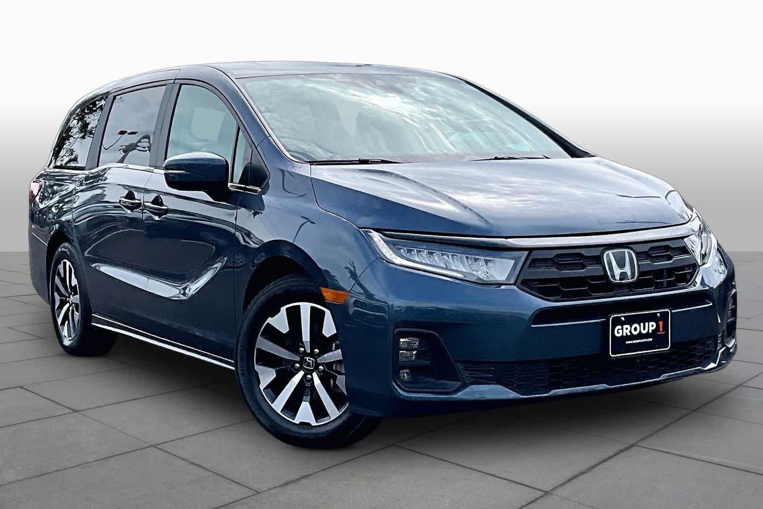 Used 2025 Crystal Black Pearl Honda EX-L image 3