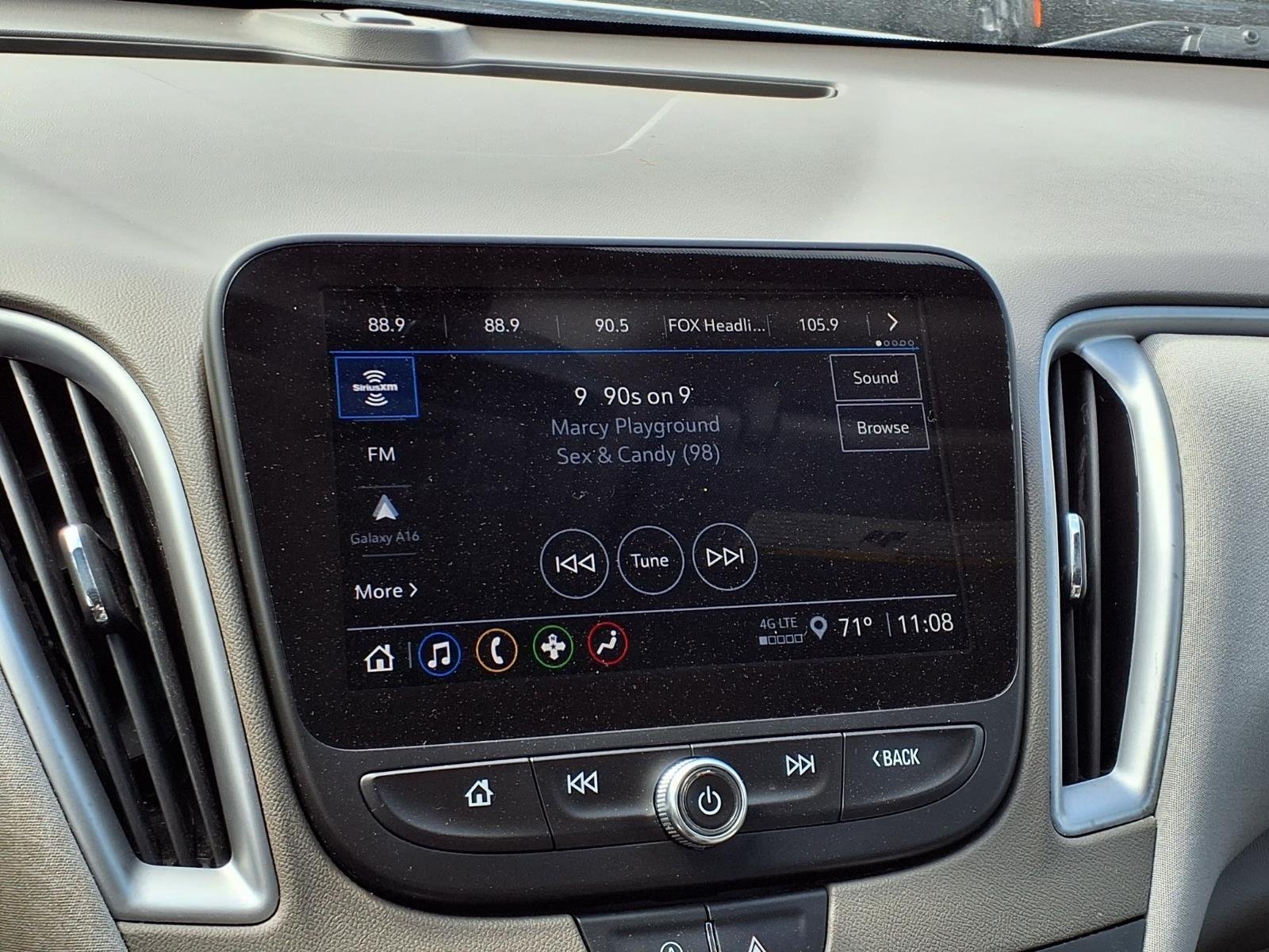 Used 2022 Summit White Chevrolet LT image 23