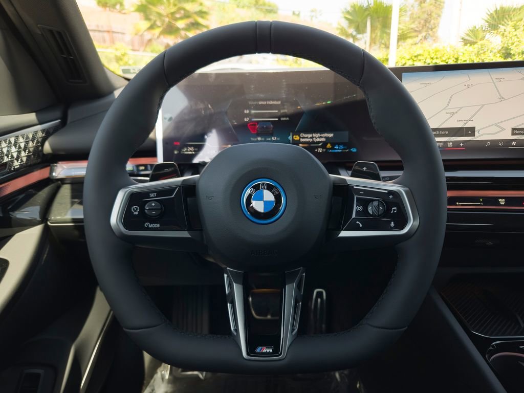 New 2026 Black Sapphire Metallic BMW 550e xDrive image 15