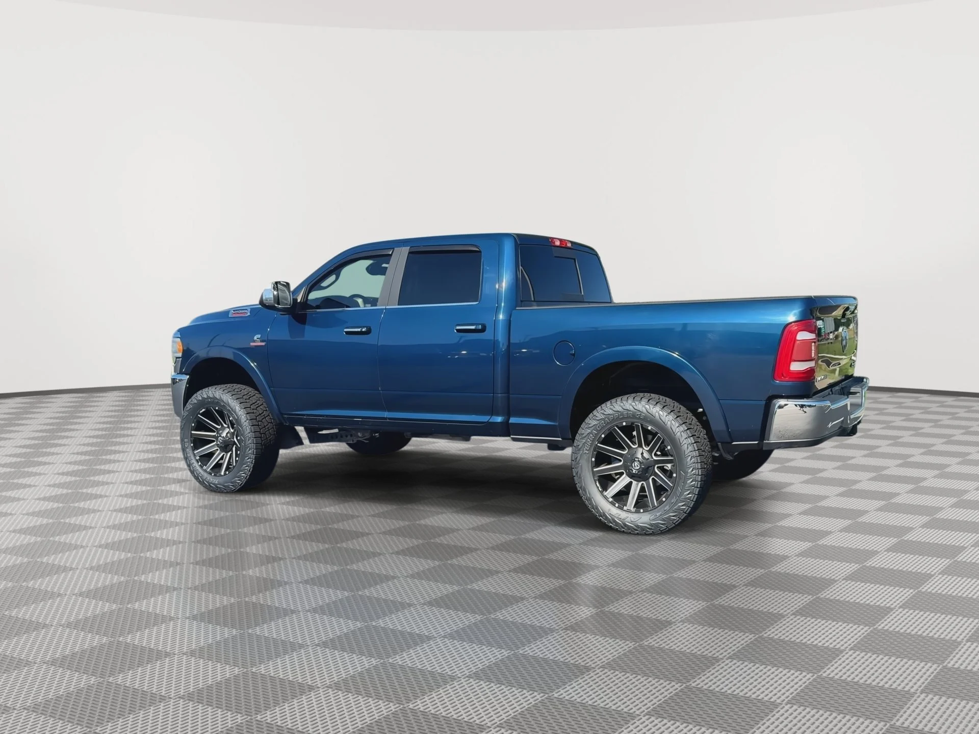 Certified Used 2021 Patriot Blue Pearlcoat Ram Laramie image 6