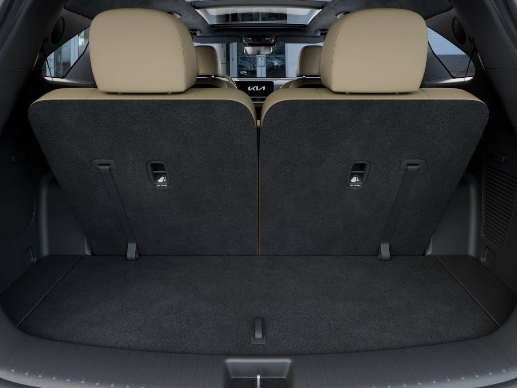 New 2026 White Kia X-Line SX Prestige image 19