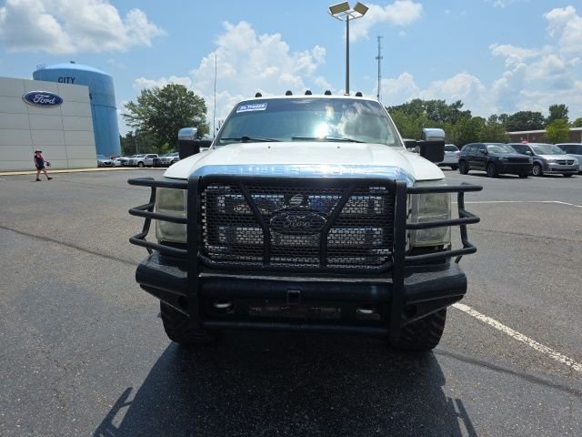 Used 2013 White Ford Lariat image 8