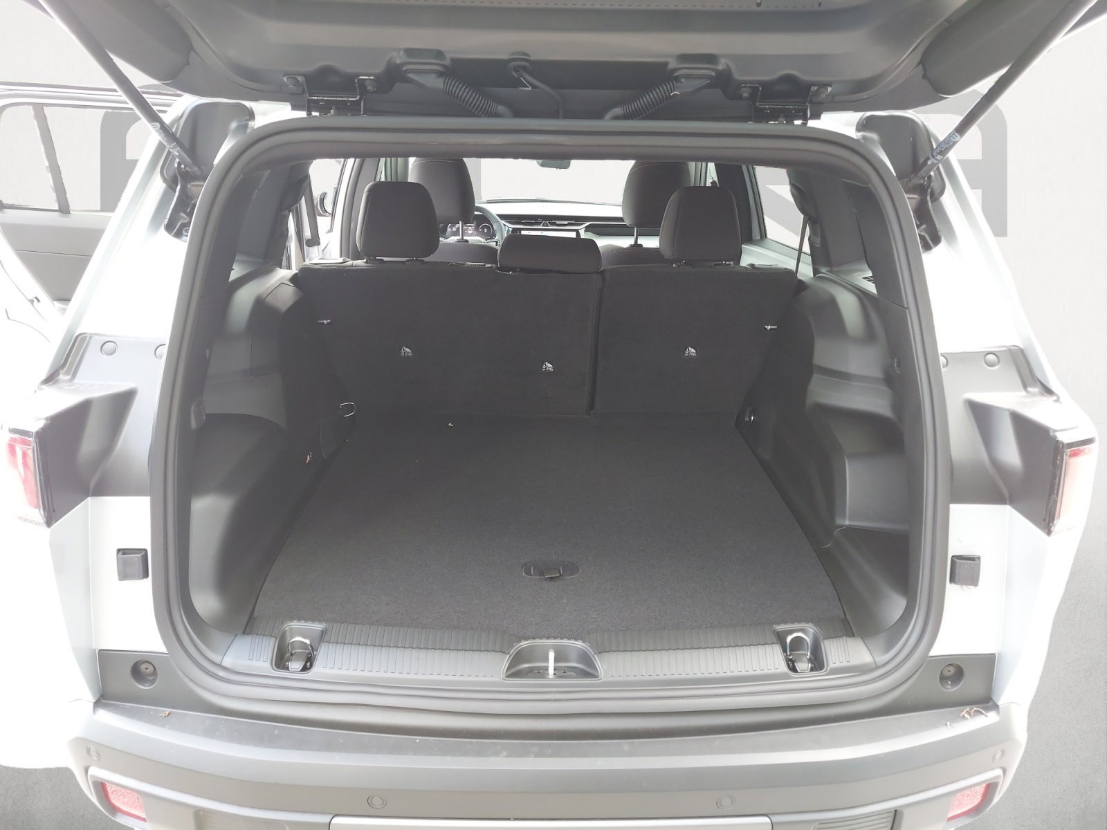 New 2026 Silver Zynith Clearcoat Jeep Laredo image 12