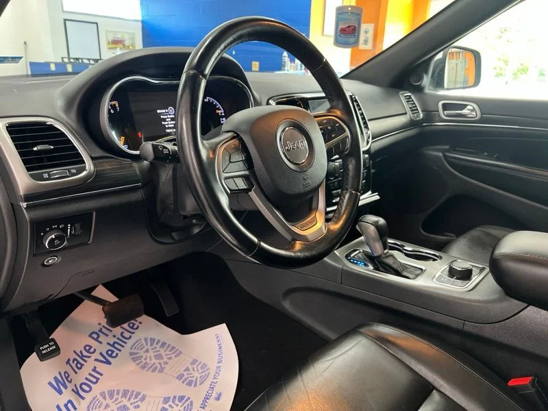 Used 2020 White Jeep Limited image 20