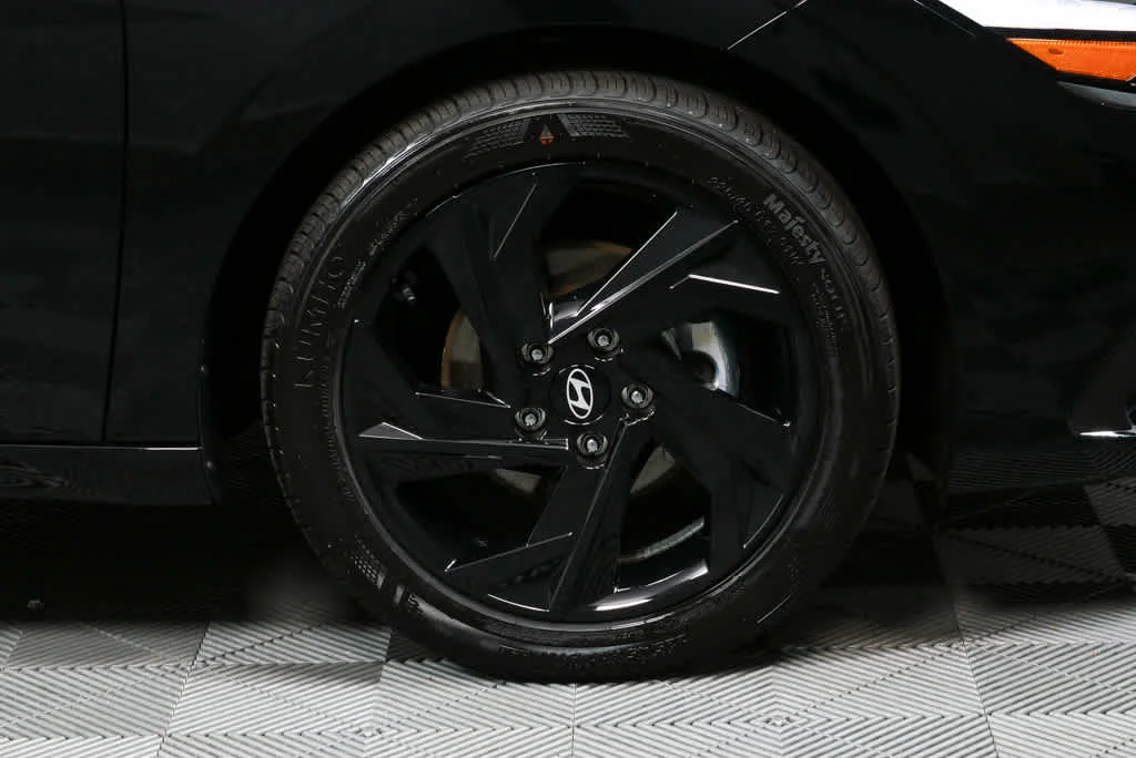 New 2026 Abyss Black Hyundai SEL Sport image 15