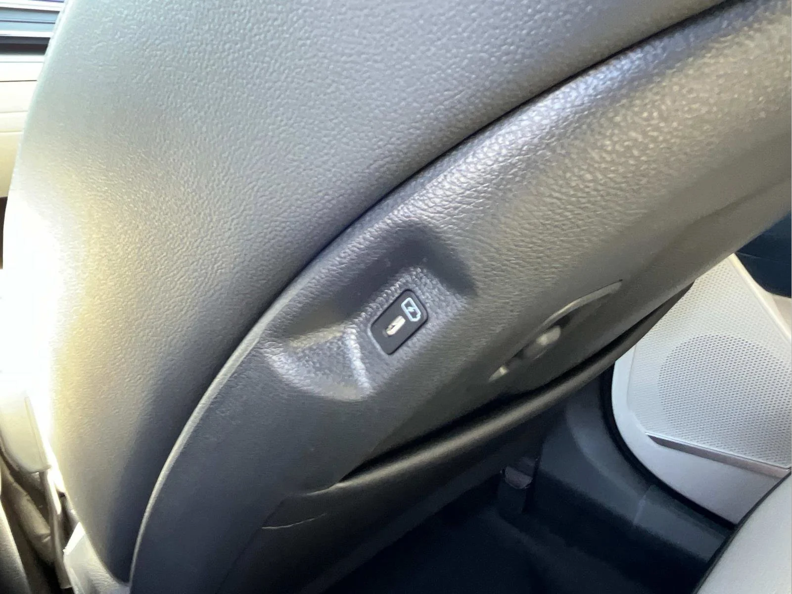 2025 Kia Sportage EX Hybrid - Photo 14