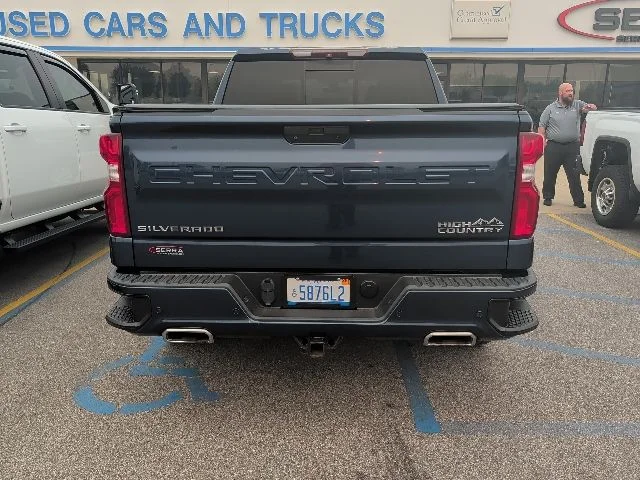 Used 2019 Blue Chevrolet High Country image 5