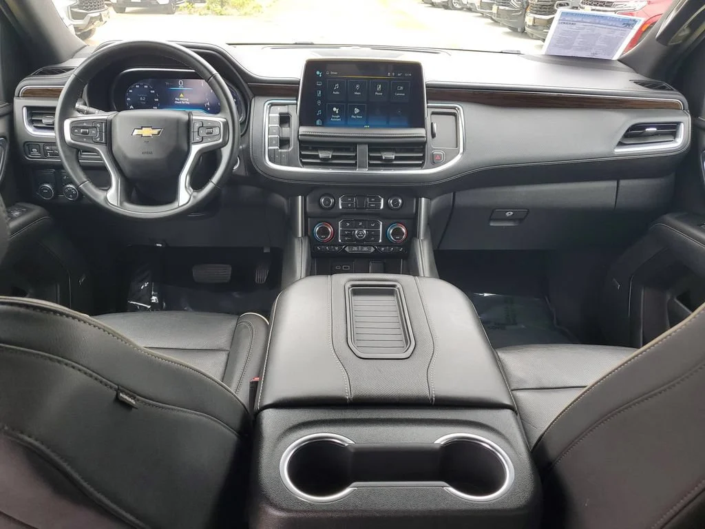 Used 2024 Summit White Chevrolet Premier image 11